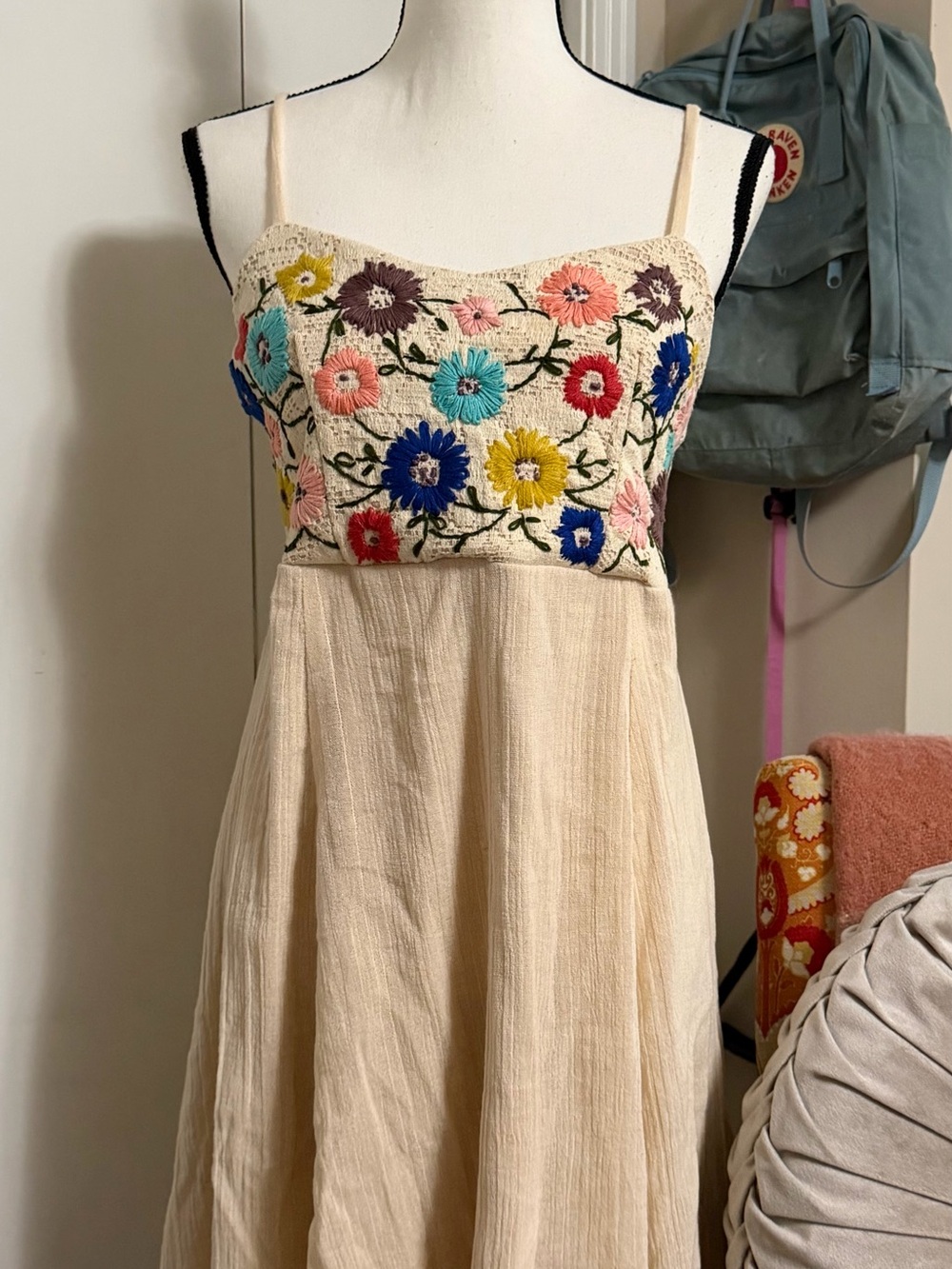 Judith March Embroidered Floral Cream Sundress size medium